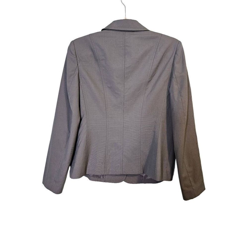 Talbots gray blazer. Size 6. - Picture 3 of 6
